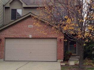 2023 Jeffrey Ln, Elgin, IL 60123