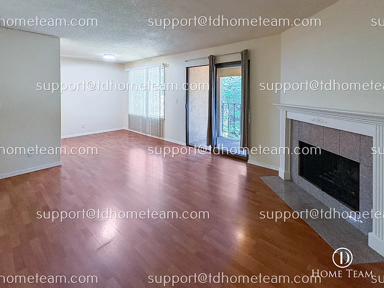 16205 NE 12th Ct #E72 — Photo 5