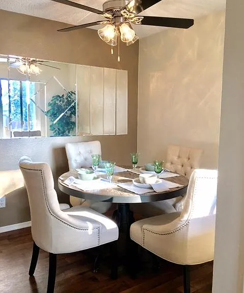 The Oaks — Photo 10