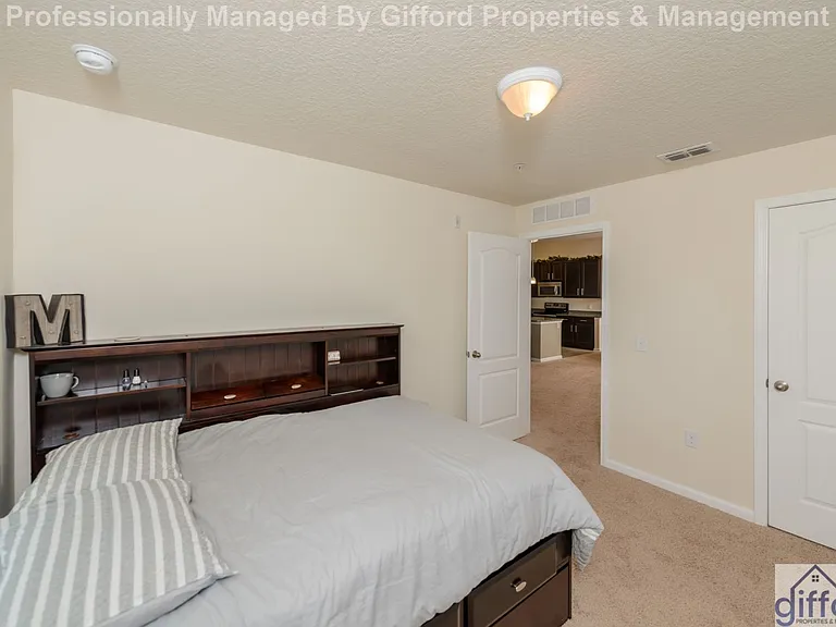 817 Golden Lake Loop — Photo 11