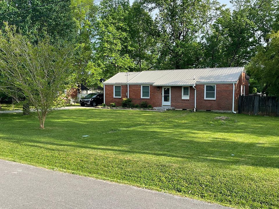 1st image of 1814 Gardner Dr