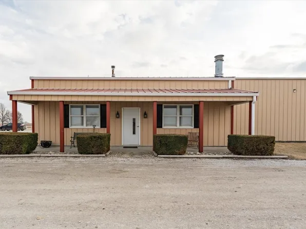 26151 E 2500 North Rd, Lexington, IL 61753