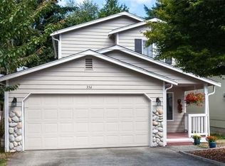 356 NW Grandstand St, Bremerton, WA 98311