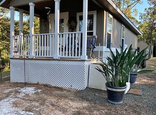 430 Pine Cone Ln, Hemphill, TX 75948