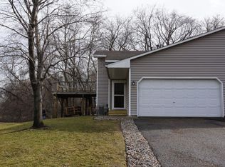 7324 Vinewood Ct N, Maple Grove, MN 55311