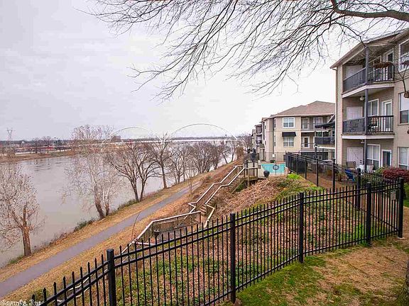 4th image of 816 North St APT 32