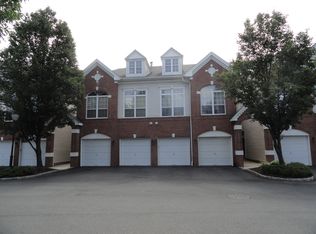 406 Rosewood Dr, Union, NJ 07083