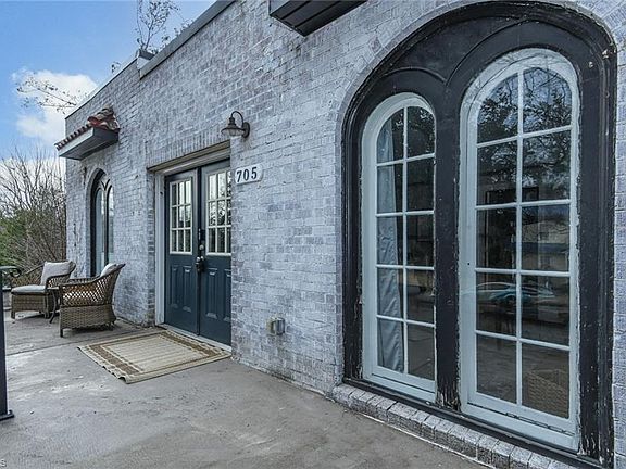 3rd image of 705 Delmont St