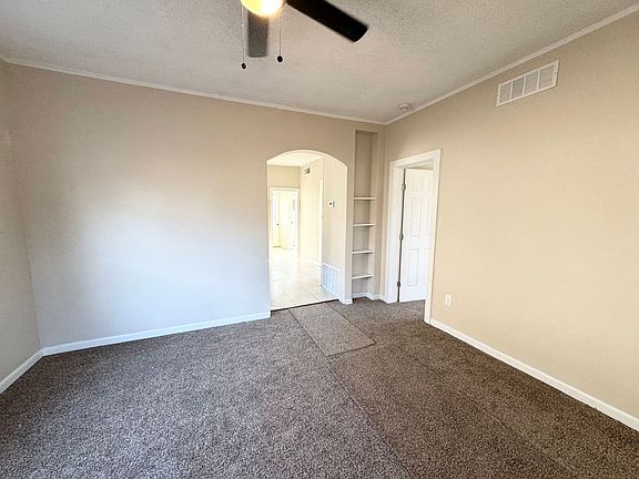 5th image of 222 N Lee Ave