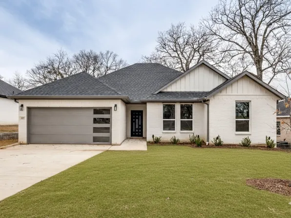 415 N Watson St, Seagoville, TX 75159