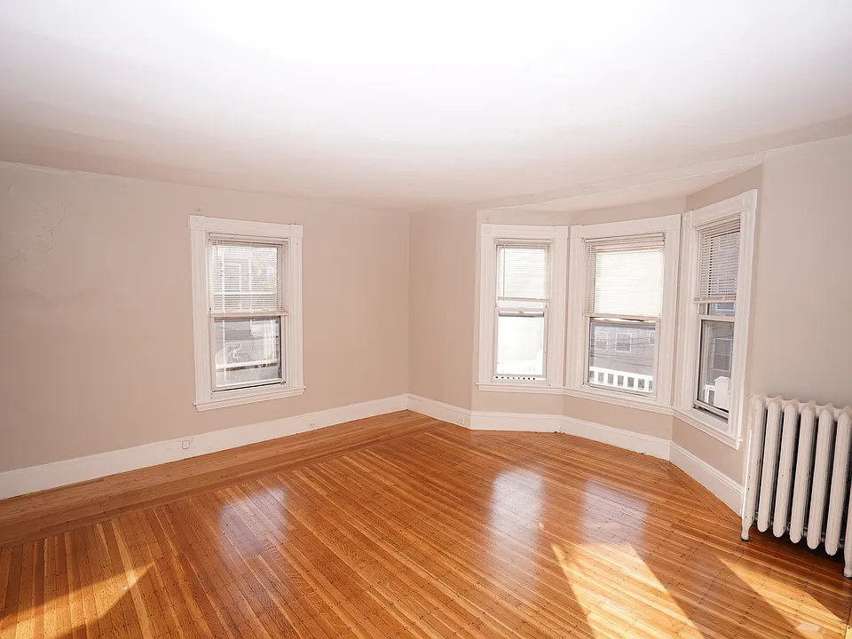 26 Ashford St #2