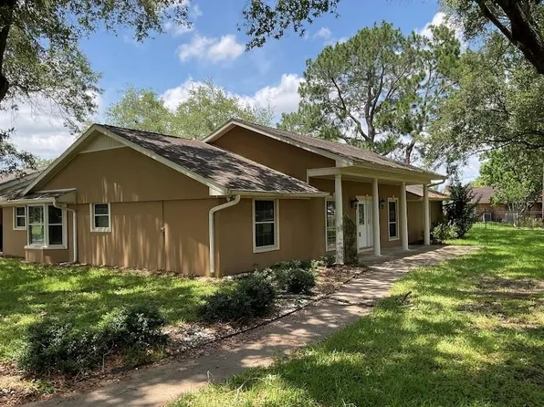 2323 Stevenson Rd #391, Angleton, TX 77581
