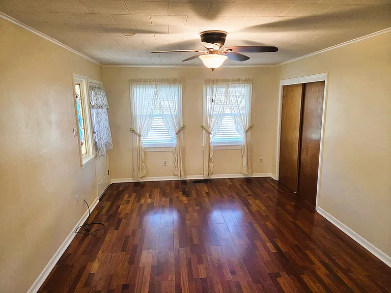 903 Wright St #903 — Photo 2