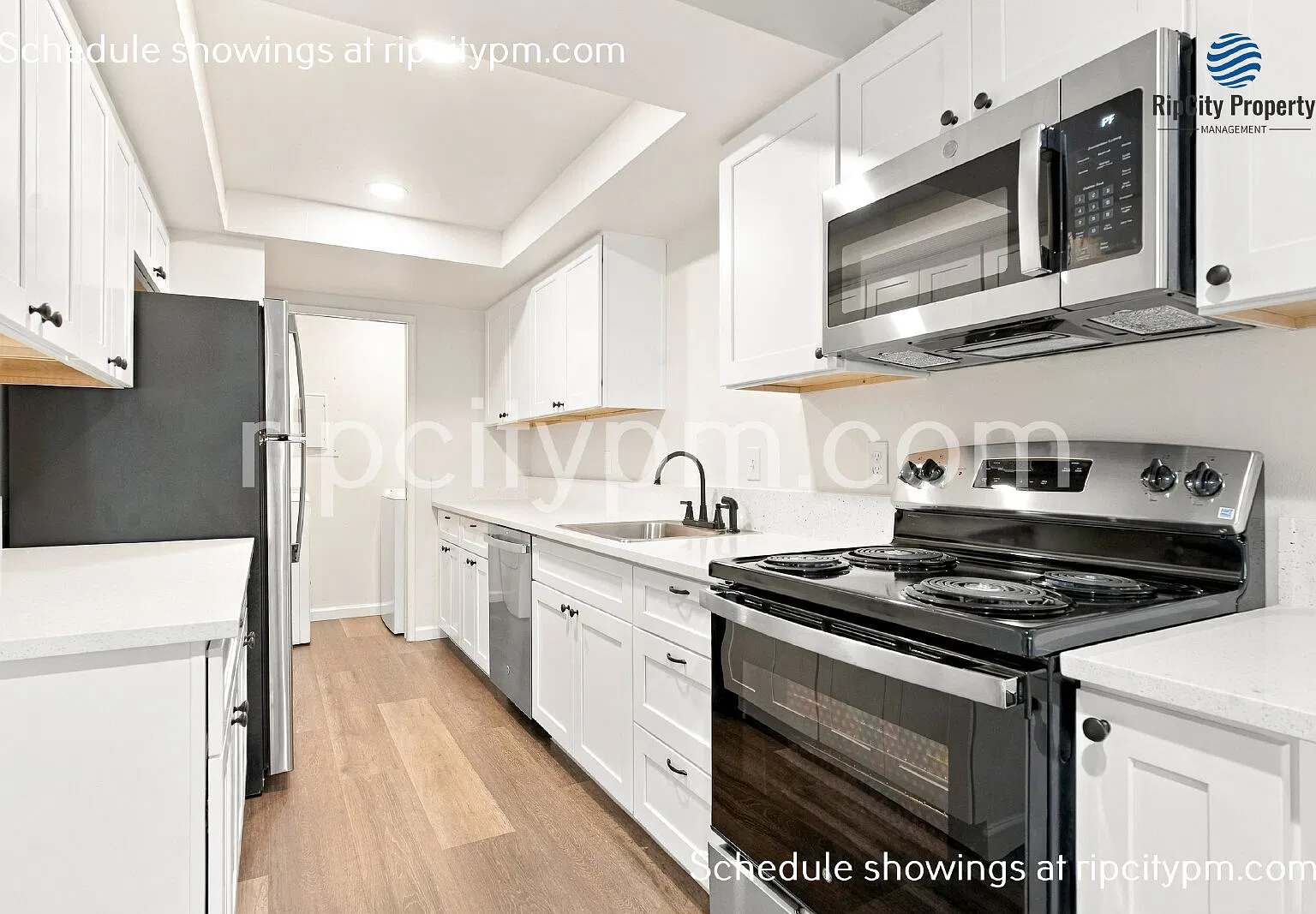 Fully Remodeled 2-Bedroom Duplex with Huge Fenced Yard, Covered Patio & Garage — Photo 1