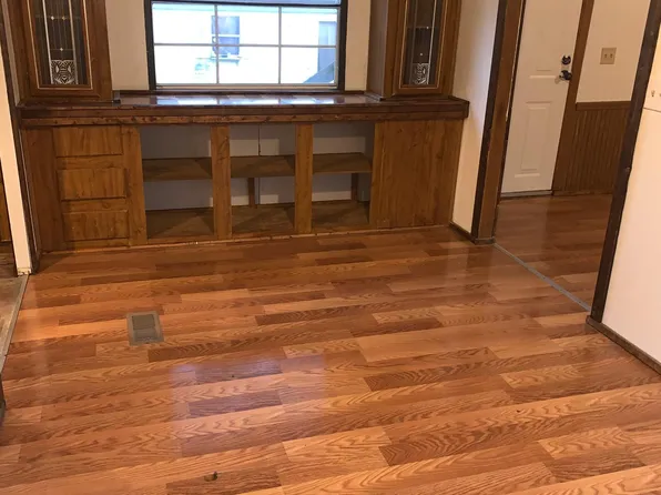 316 Woodmarsh Ln, Walhalla, SC 29691