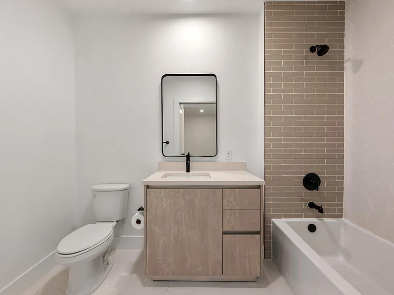 4315 S Congress Ave #208 — Photo 23