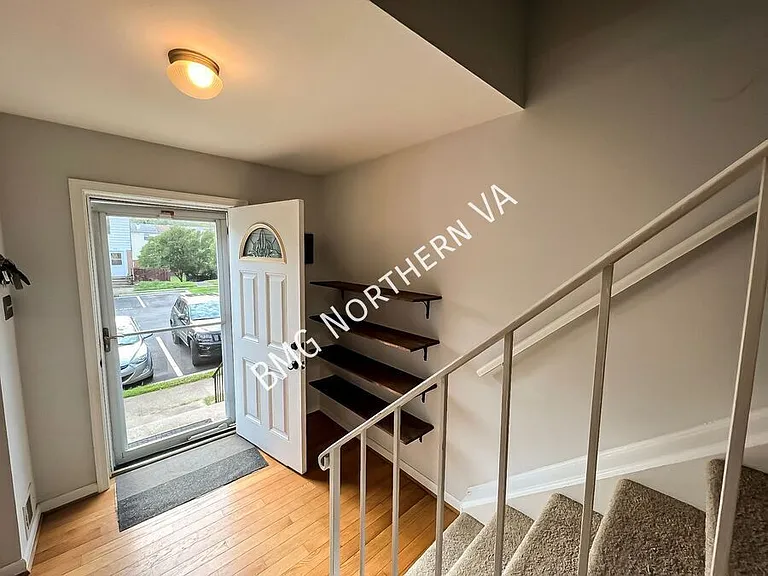 7711 Trevino Ln — Photo 2