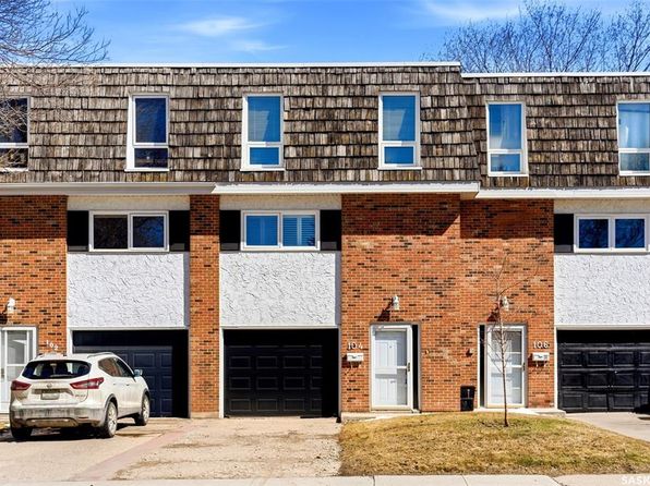 104 Lockwood ROAD, Regina, SK S4S 3G2