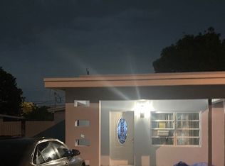 941 E 17th St, Hialeah, FL 33010