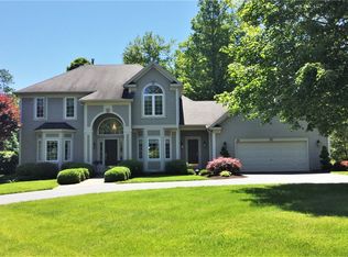 80 Brookline Ln #PVT, Rochester, NY 14616