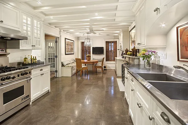 Sold by Halstead Real Estate | media 4