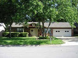 1st image of 761 Briarwood Ln