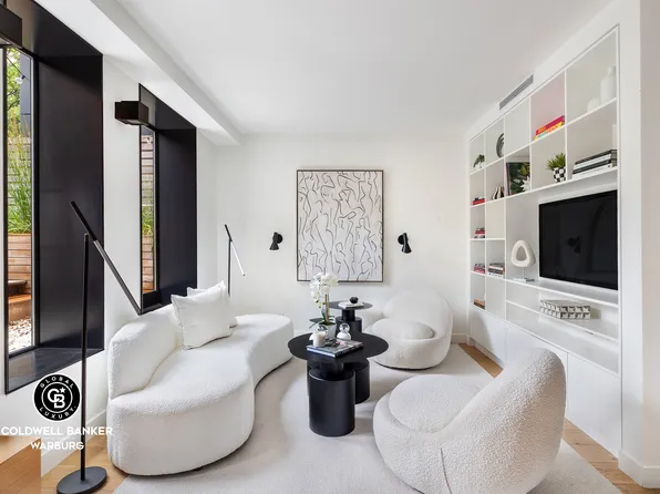 414 West 51st Street 3 image 2 of 12