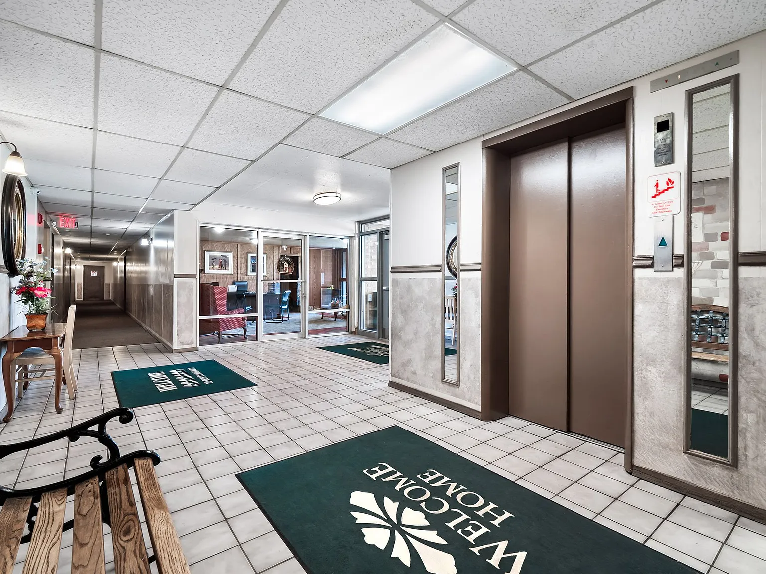 Cross Creek Apartments — Photo 4