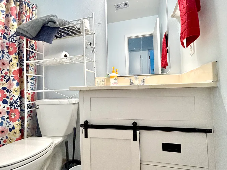 4969 Yacht Harbour Dr — Photo 39