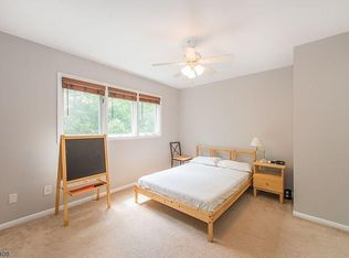 43B Triumph Ct #43B, East Rutherford, NJ 07073