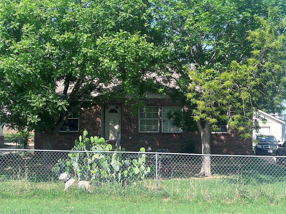 2nd image of 3618 Middlefield Rd