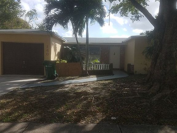 4th image of 140 NW 79th Ave