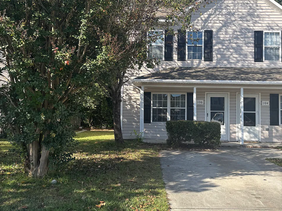 106 Croatan Ct #106