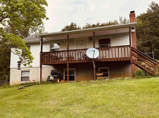 562 Dabneys Rd, Raphine, VA 24472