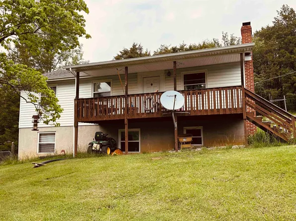 562 Dabneys Rd, Raphine, VA 24472