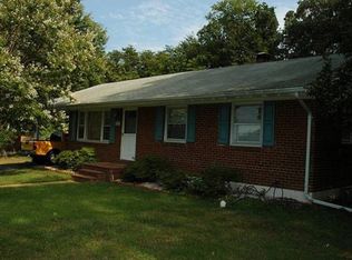 7503 Cullum St, Lorton, VA 22079