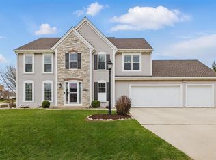 1121 Dana Ln, Waukesha, WI 53189