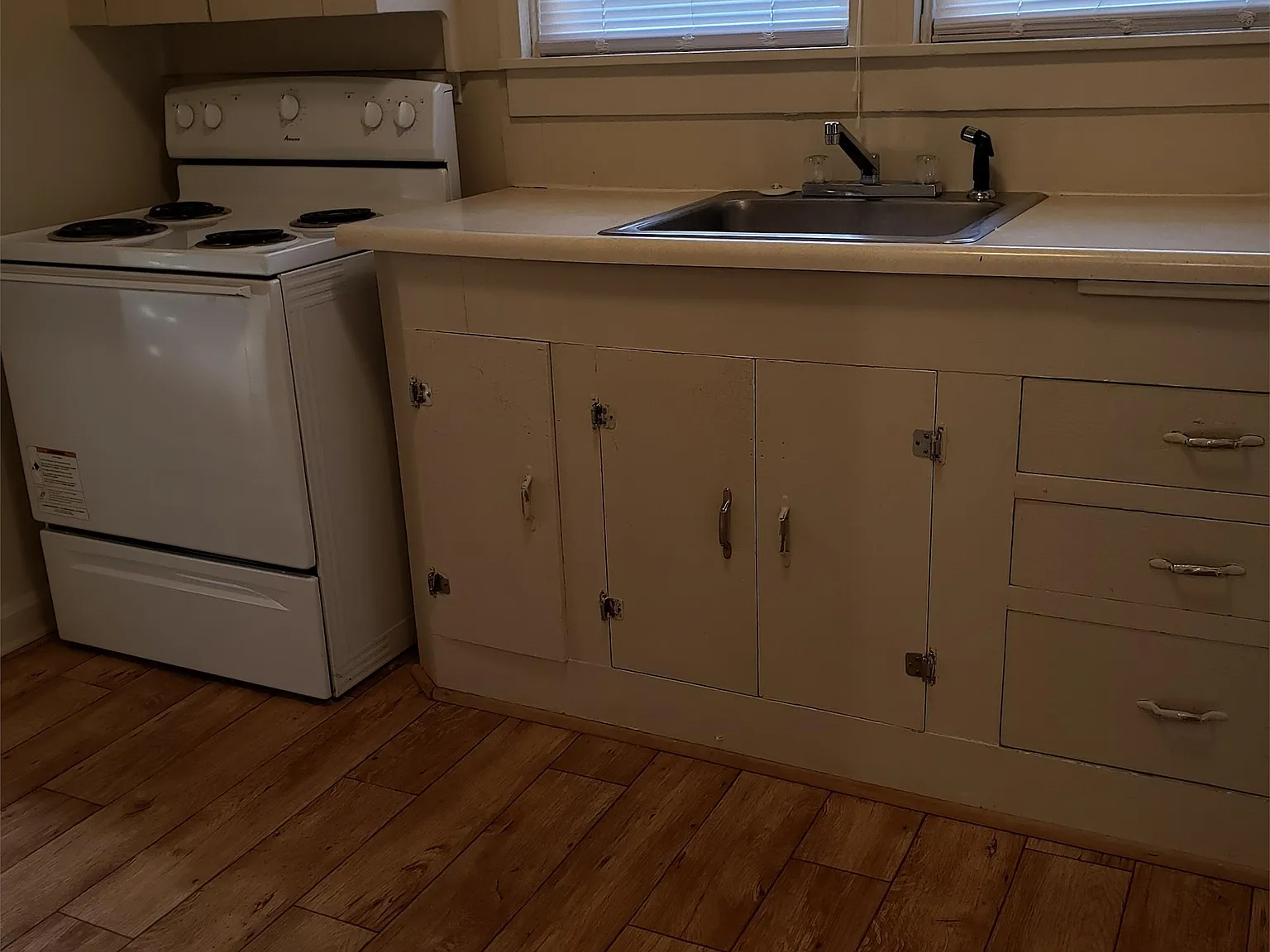806 N 2nd St - 1 — Photo 3