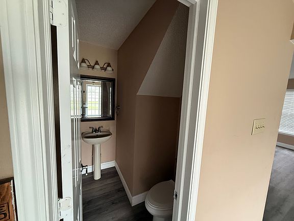 4th image of 361 Legacy Blvd