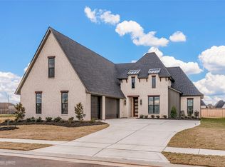 610 Danube Cir, Bossier City, LA 71111