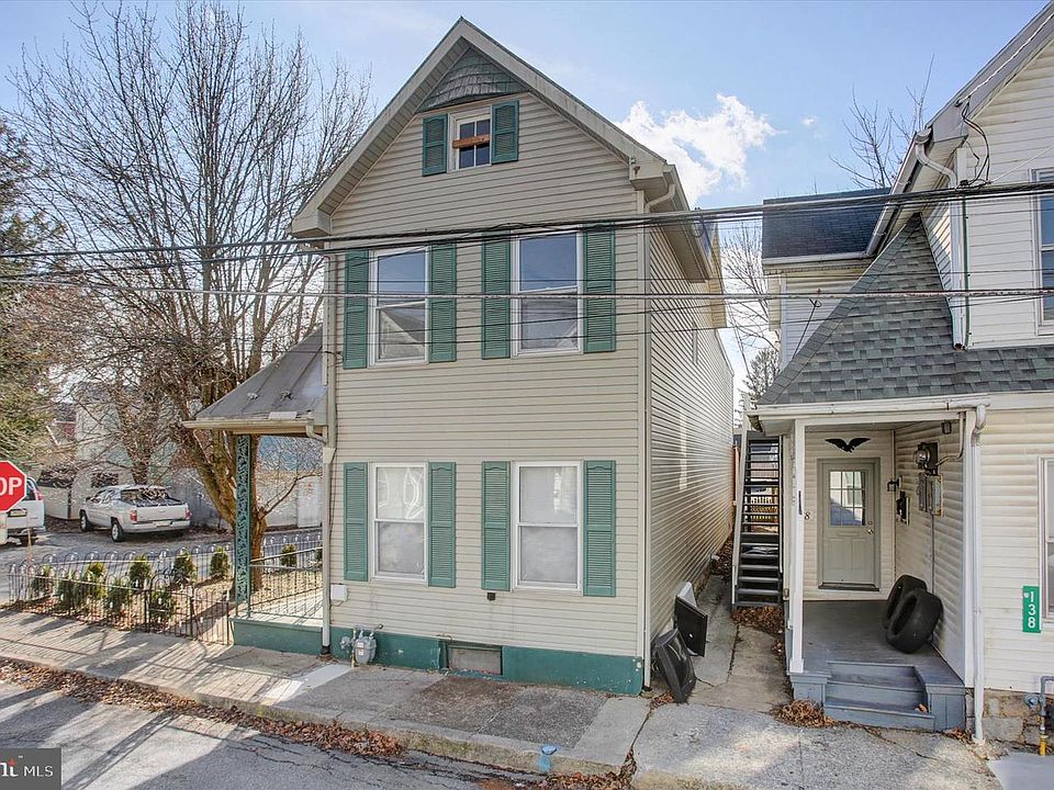 1st image of 140 E Vine St