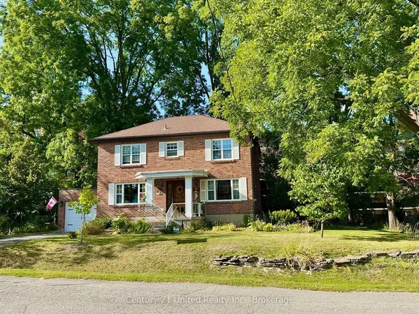 6 Middleton Dr, Peterborough, ON K9J 4Z2