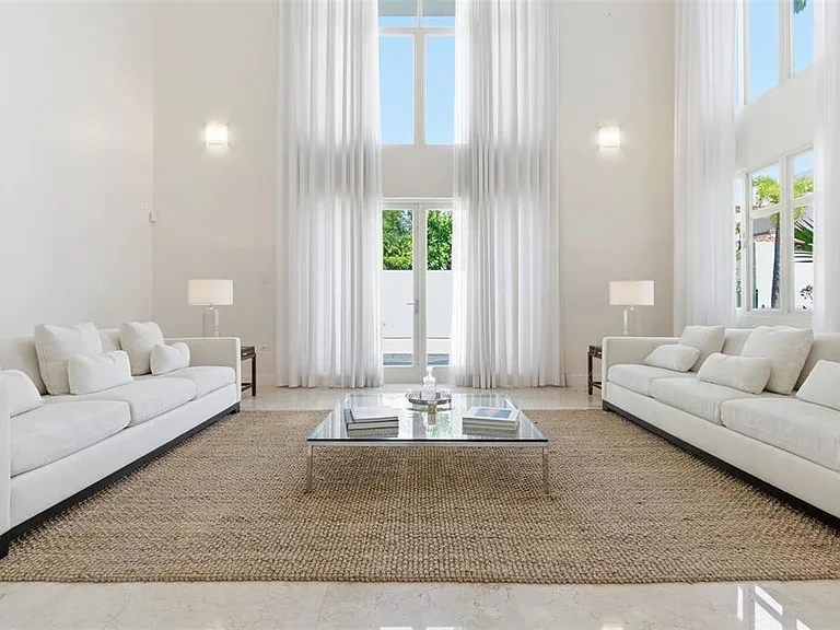 279 Dorado Bch E — Photo 8