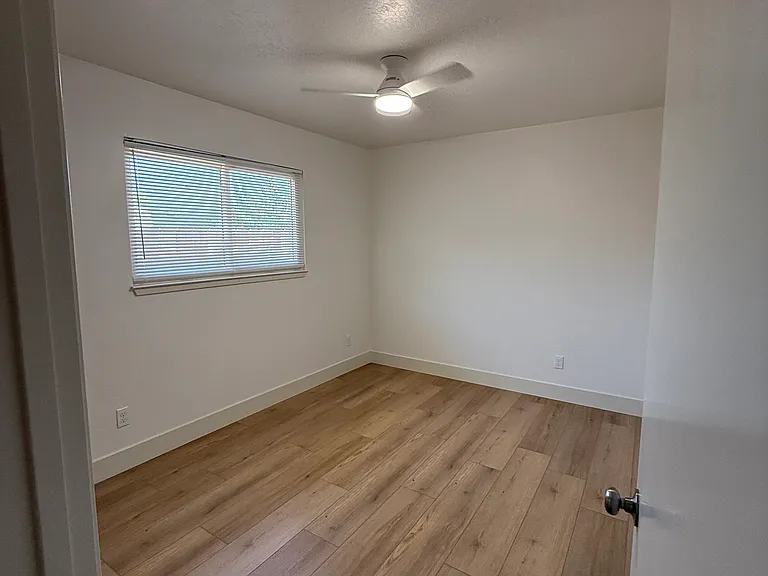 1401 Cardinal St — Photo 6