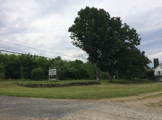 1064 Main St APT 10, Monmouth, ME 04259