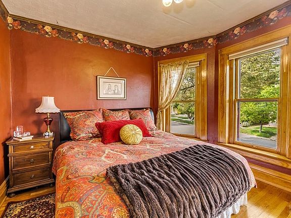 22nd image of this home