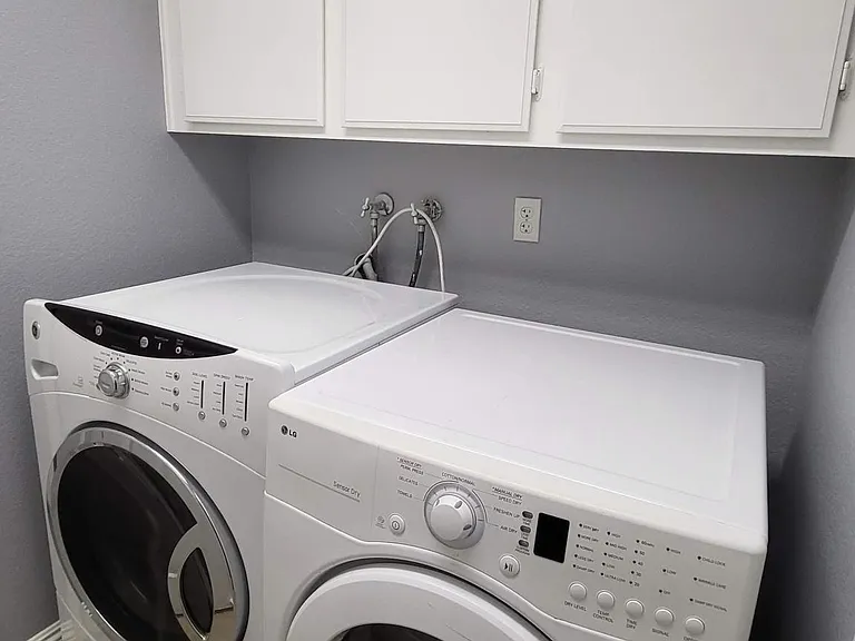 8 Tyler Pl — Photo 15