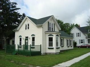 102 H St, Laporte, IN 46350