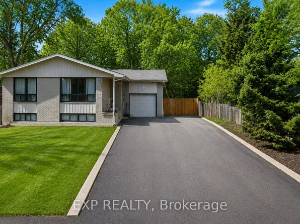 1175 Pinegrove Rd, Oakville, ON L6L 2W3