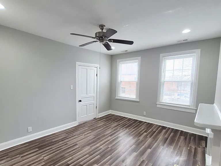2820 Q St — Photo 24